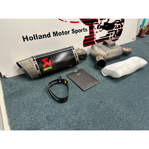 Akrapovic carbon slip-on - Afbeelding 3