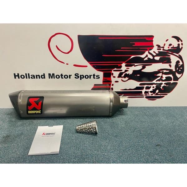 Akrapovic Track Day Slip-On Line Titanium - Afbeelding 2