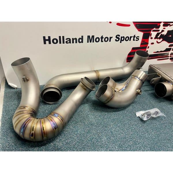 Spark titanium exhaust collectors without exhaust valve connection