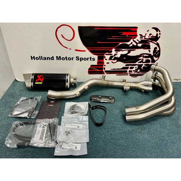 Akrapovic racing line carbon