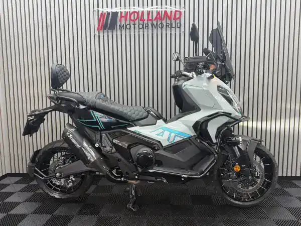 Honda X-ADV 750 2024