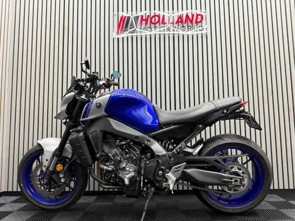 Yamaha MT-09 2021 8137km - Afbeelding 3